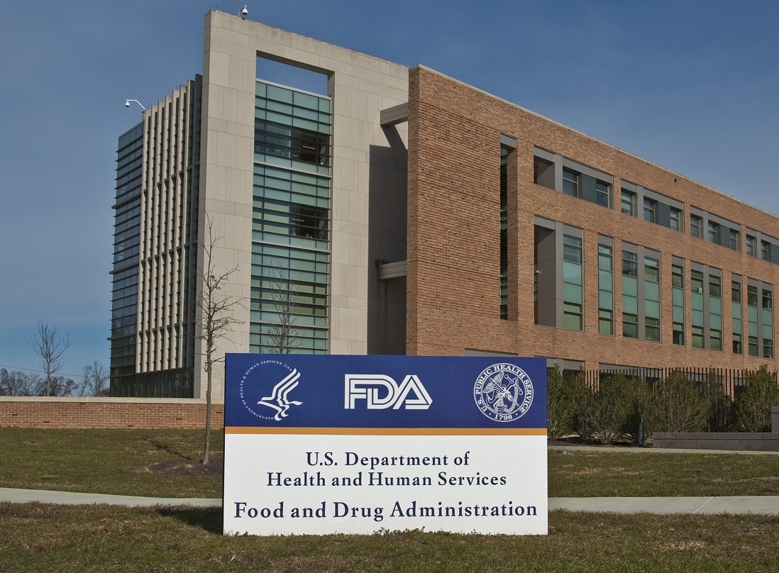 בניין של FDA מנהל המזון והתרופות האמריקאי
