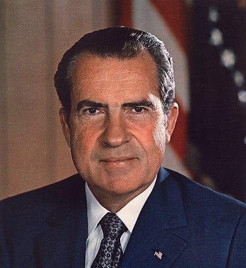 ריצ'רד ניקסון בשלב מספר 3 של סולם נורווד המילטון